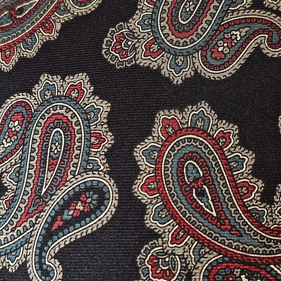 CHRISTIAN DIOR TIE - Picture 7 of 9